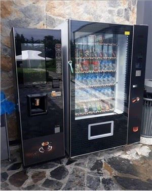 Prodejní automat na kávu ve stylu Evropy