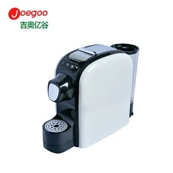 Jeden 40ft kontejner kapslového kávovaru zasílaného do Itálie